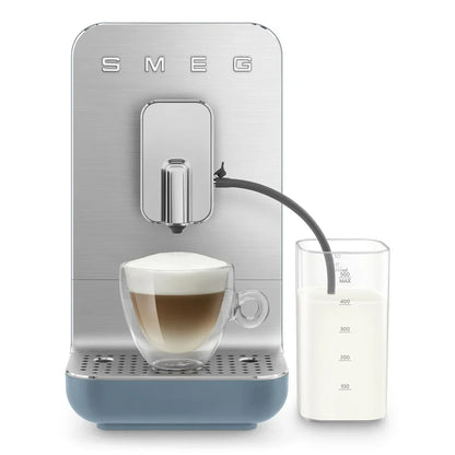 BCC13SBMEU__smeg-macchina-caffe-automatica-cappuccinatore-blu-tempesta-opaco-09