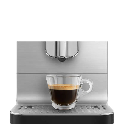 BCC13BLMEU__smeg-macchina-caffe-automatica-cappuccinatore-nero-opaco-08