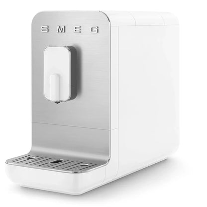 BCC11WHMEU__smeg-macchina-caffe-automatica-compatta-bianco-opaco-06