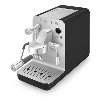 EMC02BLMEU__smeg-macchina-caffe-espresso-minipro-nero-opaco-07