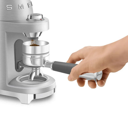 CGF02SSEU__smeg-macinacaffe-mini-pro-acciaio-inox-spazzolato-07