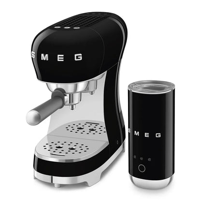 ECF12BLEU__smeg-set-macchina-caffe-espresso-manuale-montalatte-nero-02