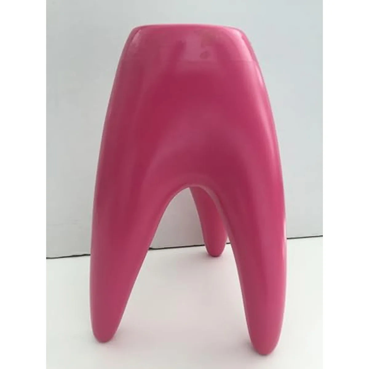 Il mio negozio vaso portafiori ceramica rosa con tre piedi cm 29x14x14